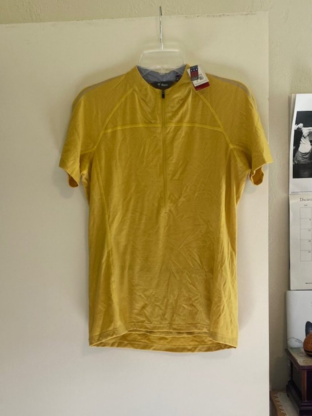 Ibex Women's Indie SS Cycling Jersey, Color Desert Gold, Size Large, Small Hole